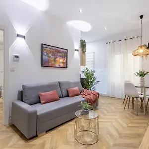 Apartamento Elvira Elegant Gran Via-catedral, Granada